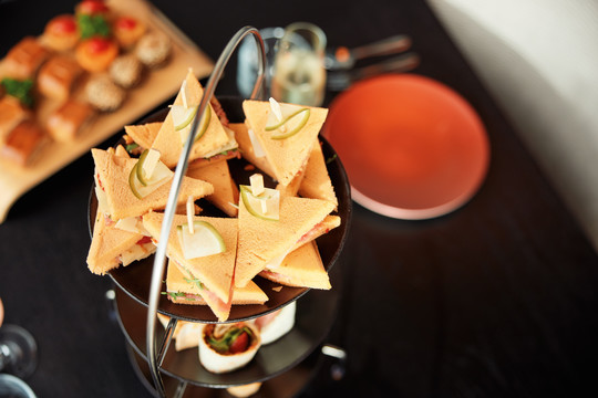VdV Dining